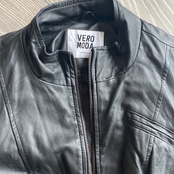 Vero Moda Moto Jacket *vegan leather - Picture 3 of 6